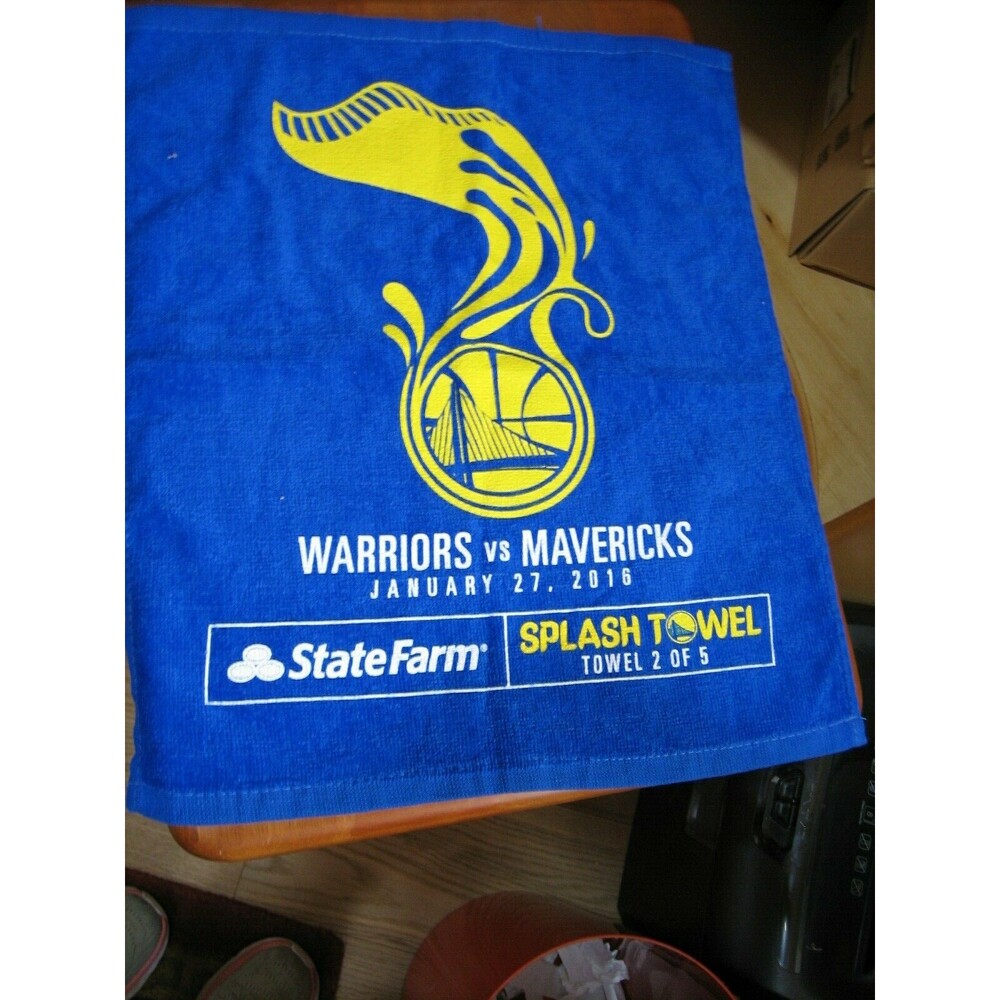 GOLDEN STATE WARRIORS VS. MAVERICKS 1/27/16 SPLASH TOWEL BLUE 2 OF 5  NEW